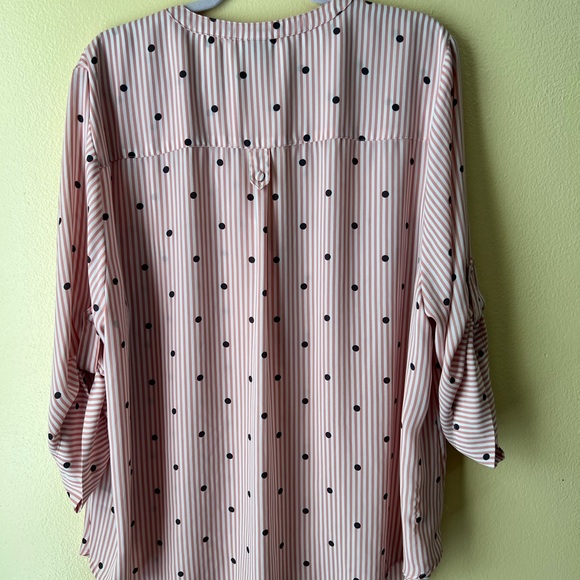 Lot of 2 Torrid size 3X blouses - Picture 4 of 7